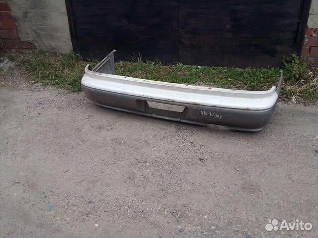 Бампер задний Toyota Vista SV30