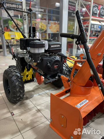 Мотоблок Honda 18HP+Снегоуборочная приставка