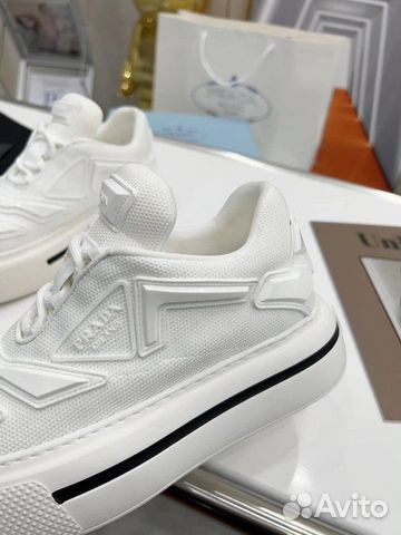 Кроссовки Prada