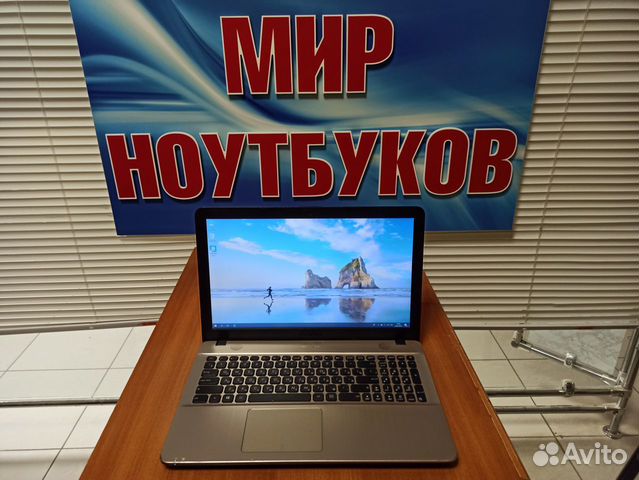 Ноутбук Asus / 4 ядра / ssd 256 / geforce / Full
