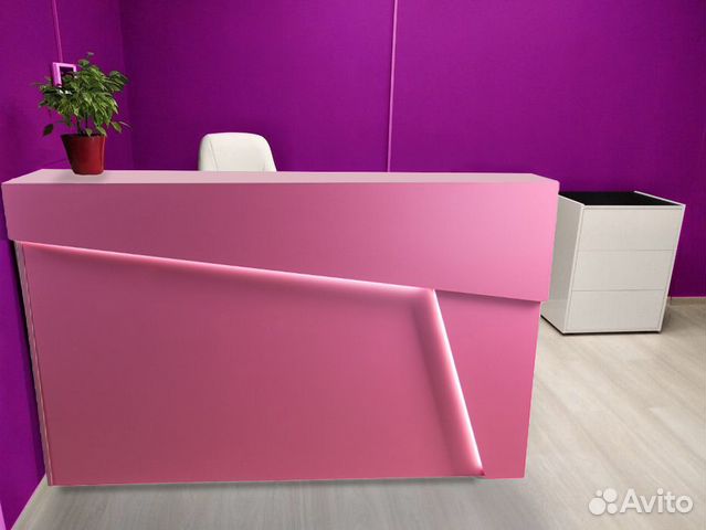 Стойка ресепшн