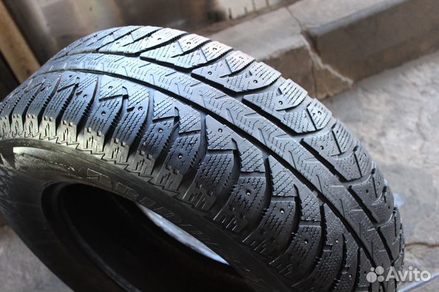 Bridgestone Ice Cruiser 7000 275/65 R17