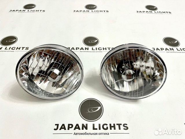 Туманки в бампер передние Toyota