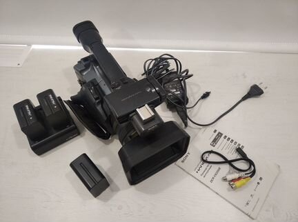 Профессиональная видеокамера Sony DCR-VX2200