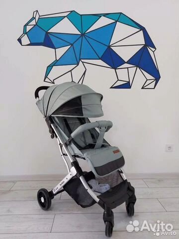 Прогулочная коляска