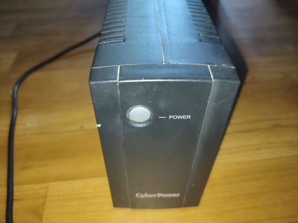 Блок бесперебойного питания CyberPower UT650E
