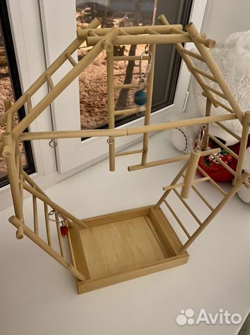 Игровая площадка для попугая