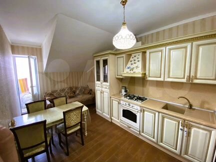 2-к. квартира, 65 м², 6/6 эт.