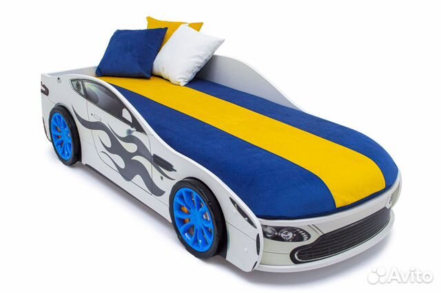 Детская кровать-машина