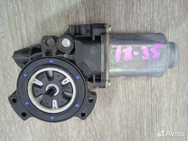 Мотор стеклоподъемника задний правый Hyundai Ix35