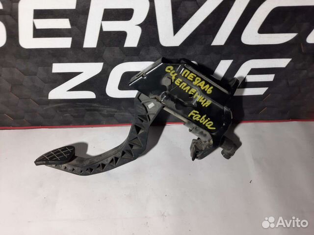 Педаль: сцепления, тормоза, газа Skoda Fabia 2006