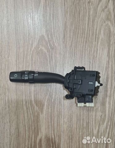 Переключатель подрулевой Toyota Avensis II