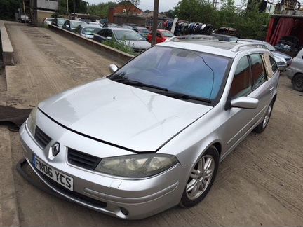 Разбор на запчасти Renault Laguna 2