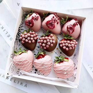 Клубника в шоколаде, коробки сердце Махачкала