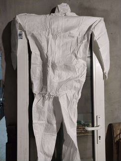 Комбинезон одноразовый
