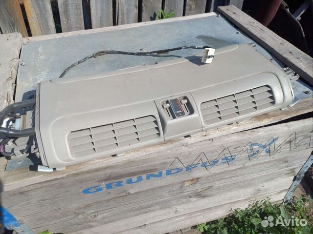 Кондиционер салона Nissan Serena 24