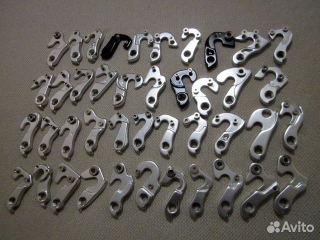 Петухи на велосипед. любые