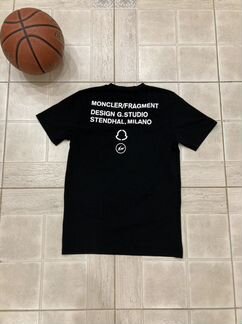 Футболка Moncler