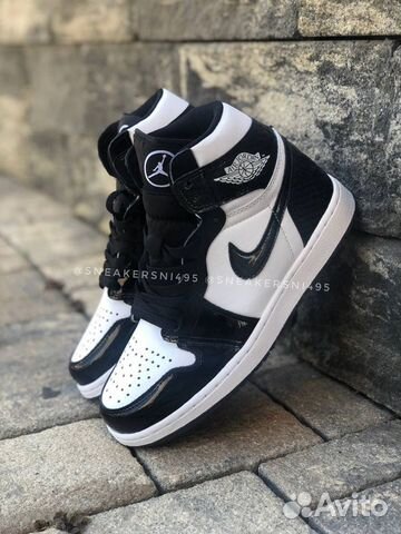 Кроссовки Nike Air Jordan 1
