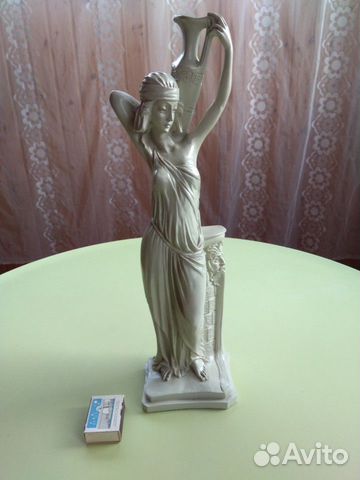 Статуэтка СССР девушка с кувшином