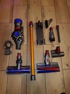 Dyson v8 absolute