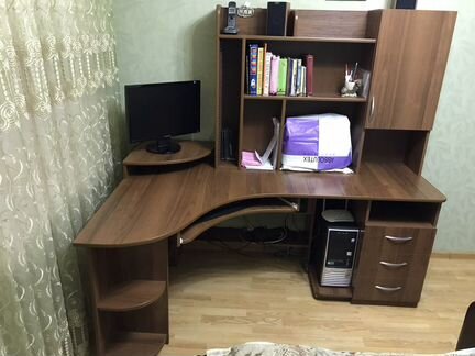 Компьютерный стол