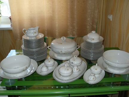 Столовый сервиз на 12 персон
