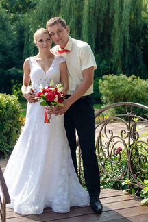 Свадебное платье со шлейфом