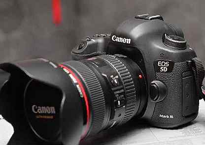 Canon mark сравнение. Canon EOS 5d Mark III Kit 24-105. Canon 5d Mark 5. Canon Mark 5. Canon 5d Mark 3.