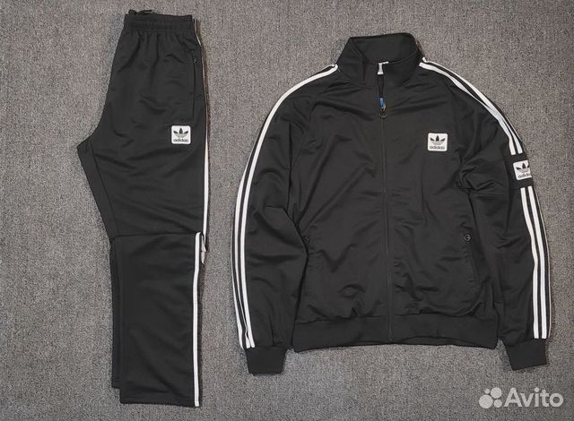 Спортивный костюм Adidas великан