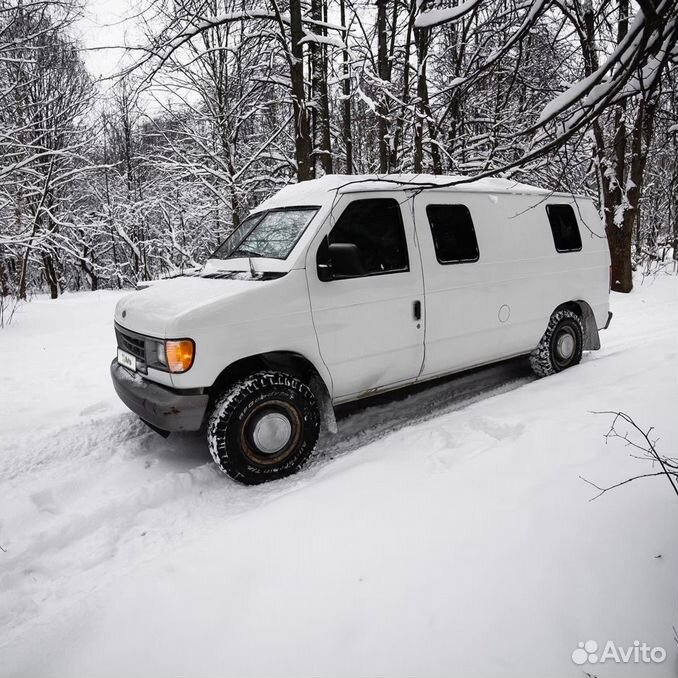 Броневик Ford Econoline