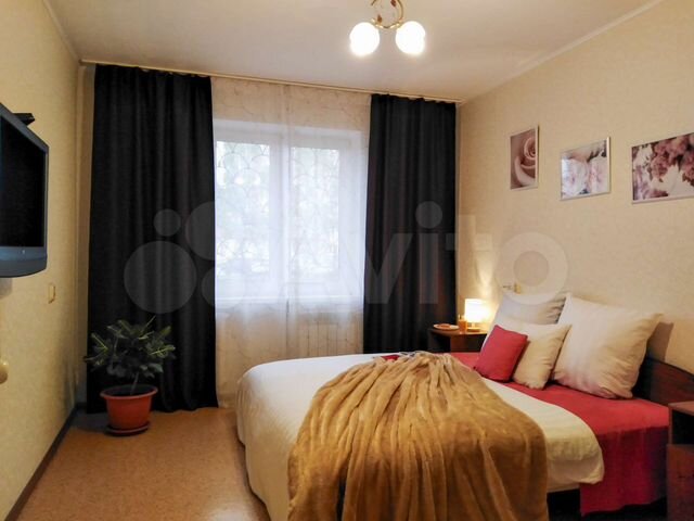 2-к. квартира, 54 м², 1/10 эт.