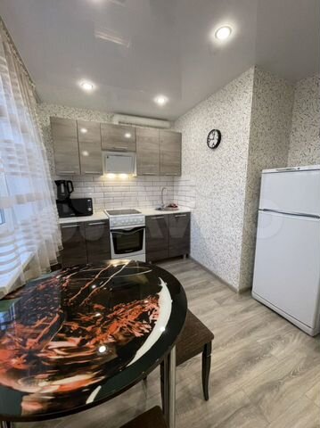 2-к. квартира, 54 м², 5/5 эт.