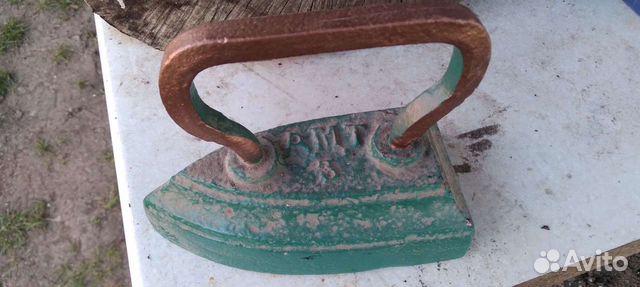 Утюг старинный