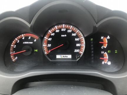 Toyota Hilux 3.0 AT, 2012, 250 000 км