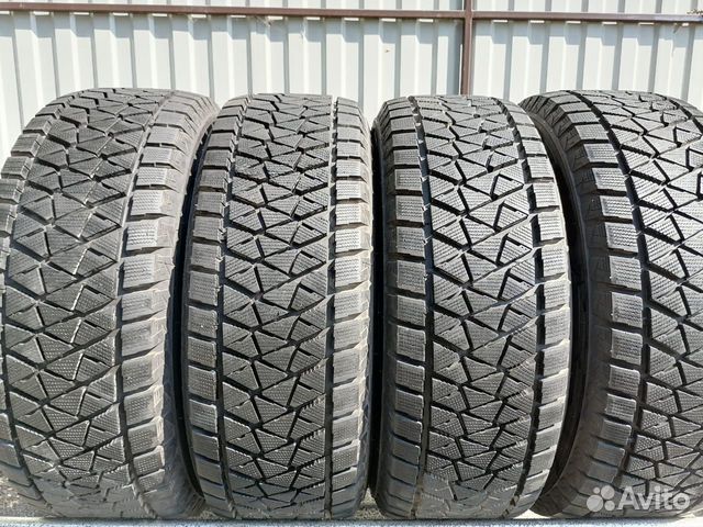 Bridgestone Blizzak DM-V2 265/65 R17