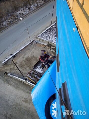 Монтаж и демонтаж рекламных вывесок (баннеров)