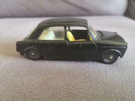 Модель автомобиля Innocenti Morris