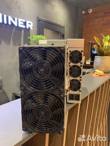 Майнер Antminer E9 2400 Mh