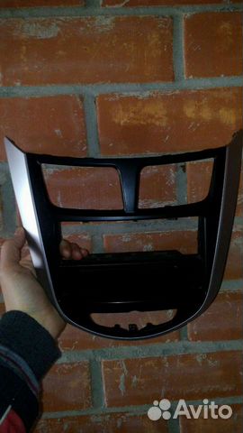 Рамка магнитолы Hyundai Solaris 1