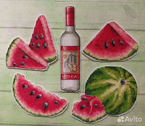 Вышивка. Магниты с арбузами