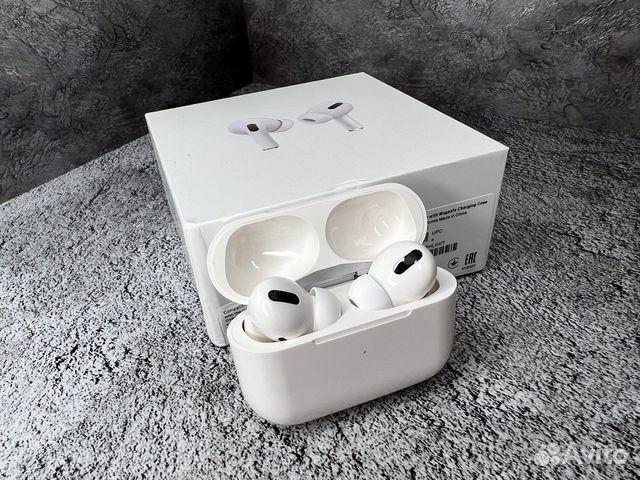 AirPods Pro новые + чехол в подарок