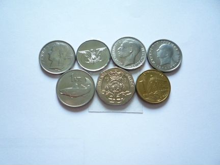 Все монеты по одной цене