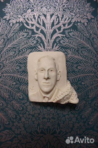 Г.Ф. Лавкрафт. Барельеф. Авторская скульптура