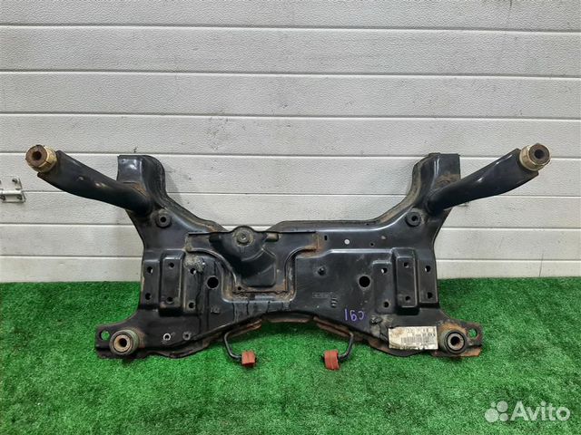 Подрамник передний Ford Kuga CBV 2011