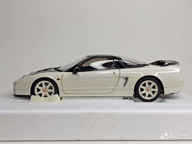 Honda NSX-R (NA2) - 2019 Autoart 1:18