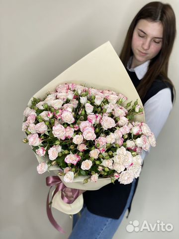 Шикарные кустовые розы