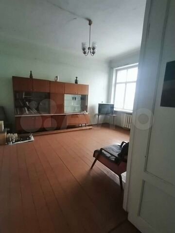 2-к. квартира, 57 м², 4/4 эт.