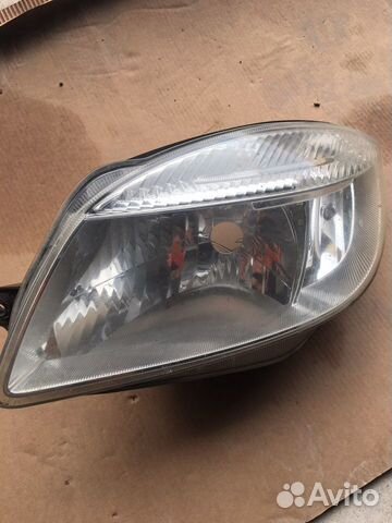 Фара передняя левая Skoda Fabia (1640)
