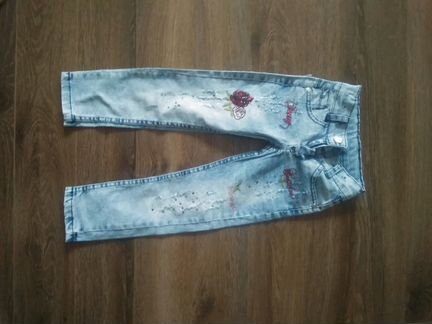 Джинсы на девочку новые